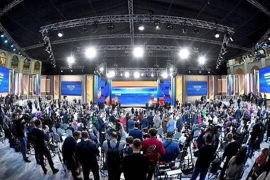    Названа возможная дата проведения прямой линии с Владимиром Путиным в 2025 году