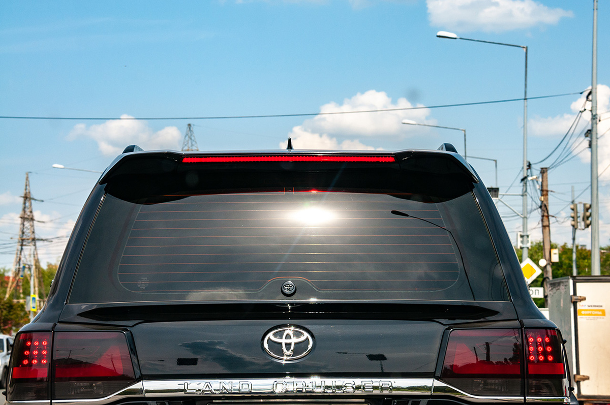 Водитель Toyota Land Cruiser набросился на женщину с ребенком.  Фото: Фото: ФедералПресс / Светлана Возмилова