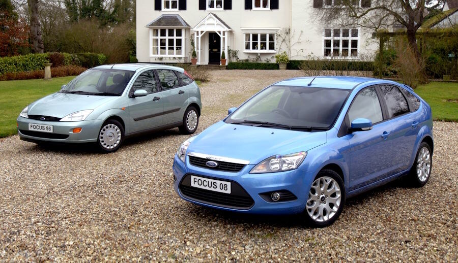 Хэтчбеки первых двух поколений