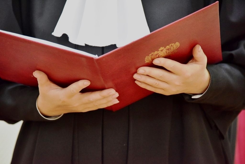    Суд взыскал с жителя Радужного более 570 тысяч рублей за мошенничество