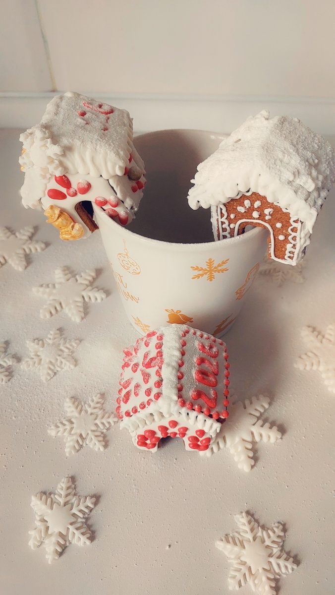 Домик на чашку.