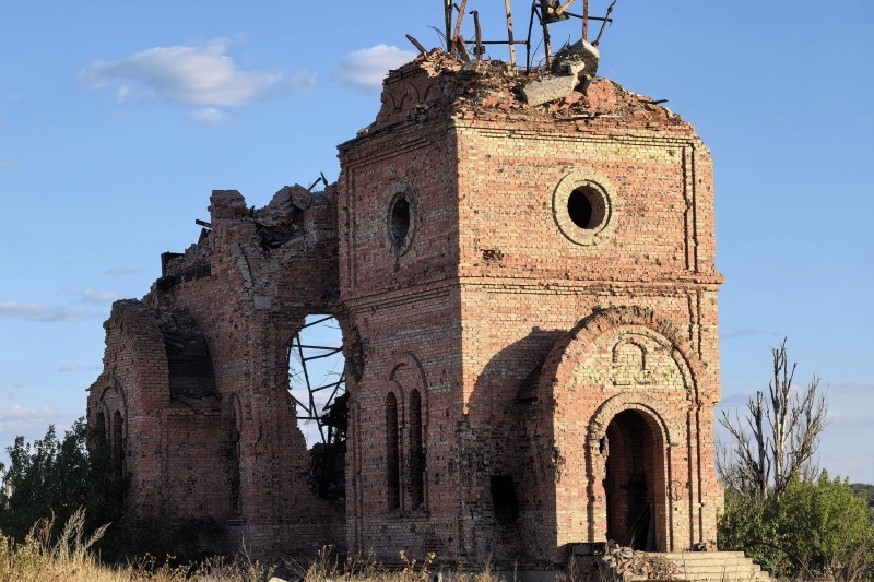    Жители посёлка Пески уже 11 лет не могут вернуться в свои дома. Власти ДНР их не видят?