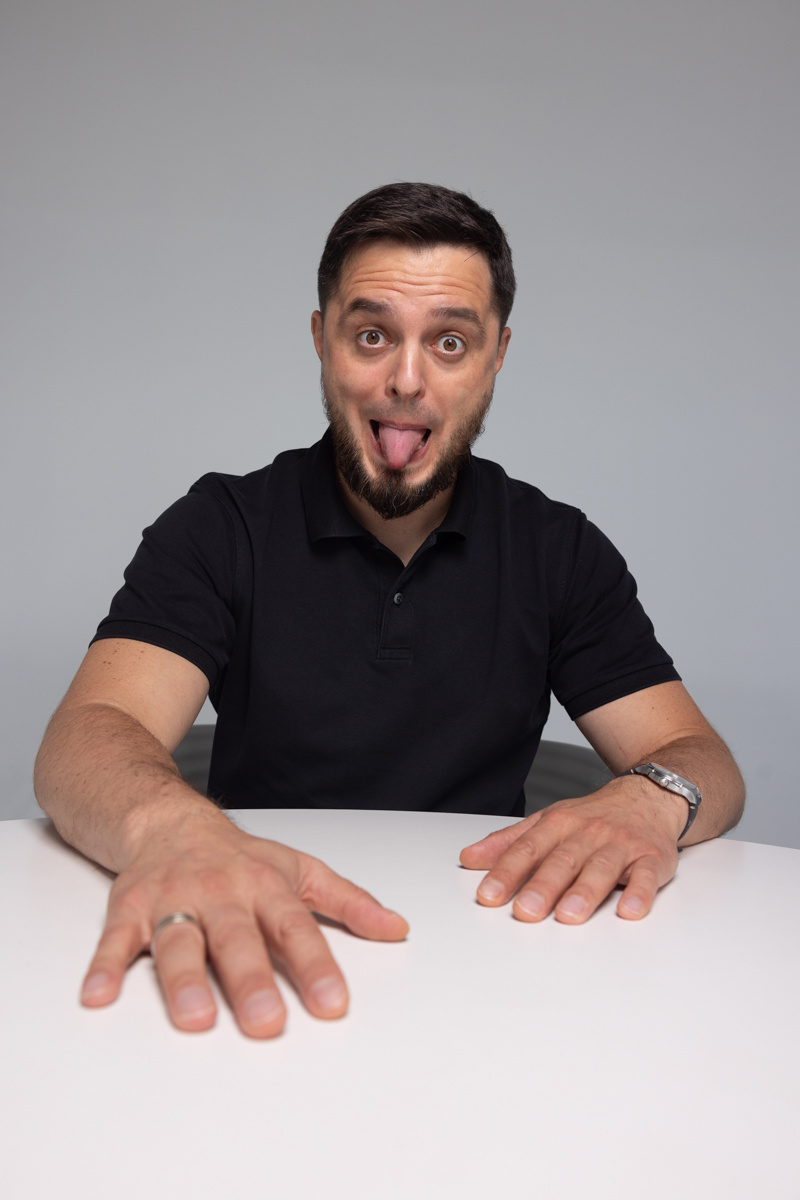 Фотография взята с сайта стоматологии Дмитрович Фэмили https://www.dmitrovich.ru/