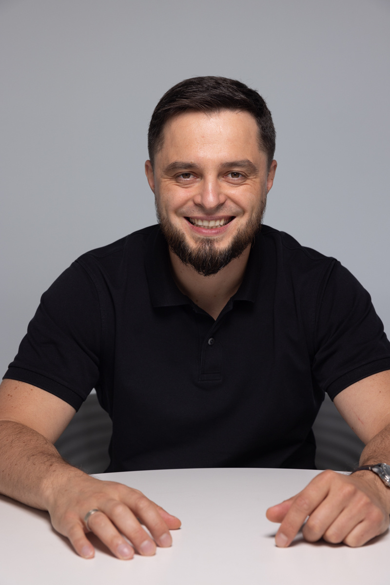 Фотография взята с сайта стоматологии Дмитрович Фэмили https://www.dmitrovich.ru/