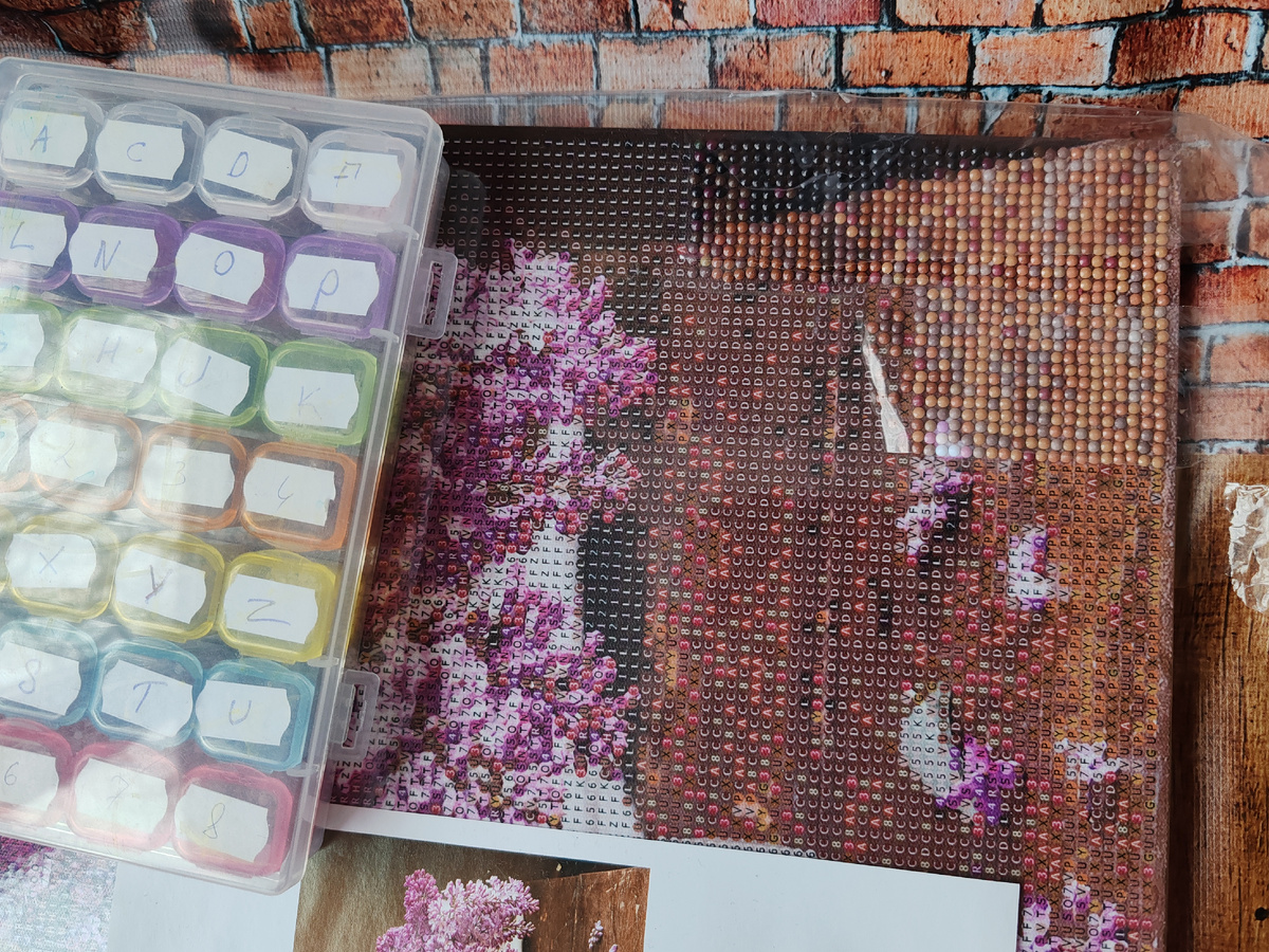 хотя через фото смотрешь вроде не так темно🤦