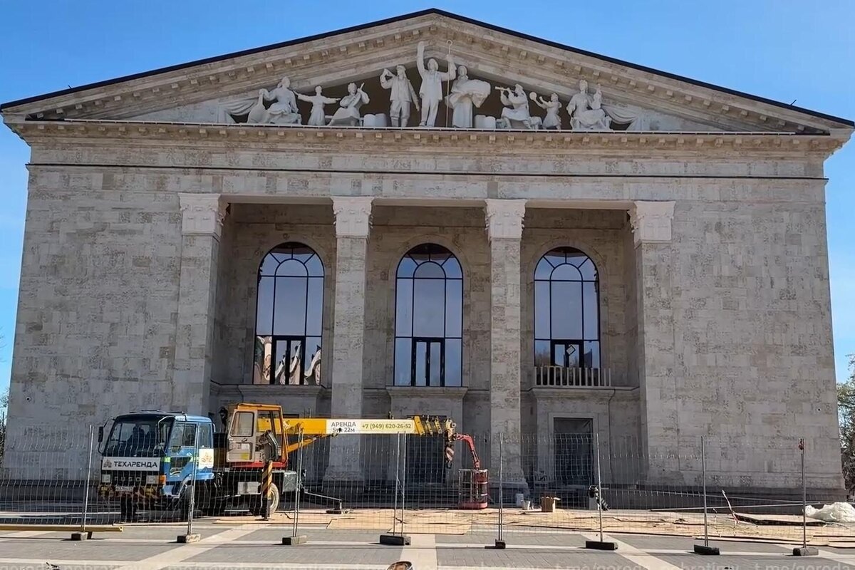    Фото: Tg-канал «Побратимство Петербурга и Мариуполя», источник: t.me/goroda_pobratimy