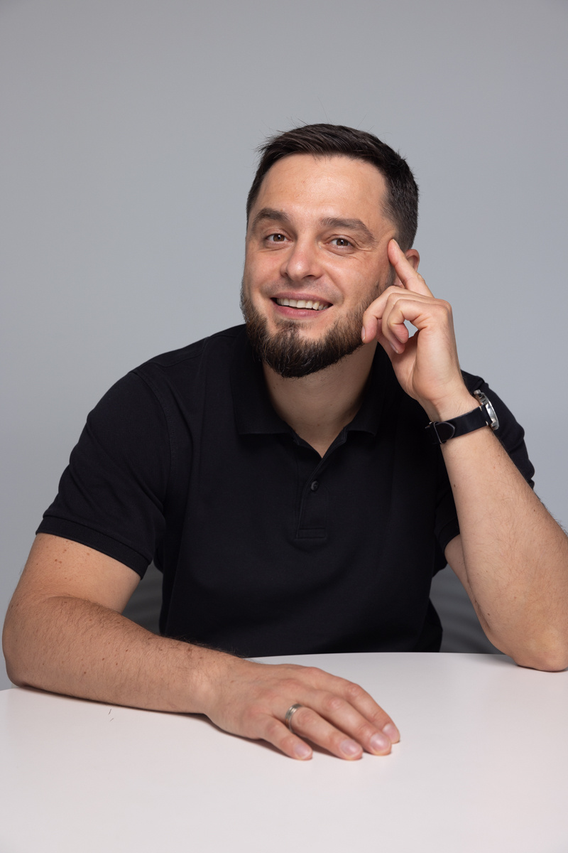 Фотография взята с сайта стоматологии Дмитрович Фэмили https://www.dmitrovich.ru/