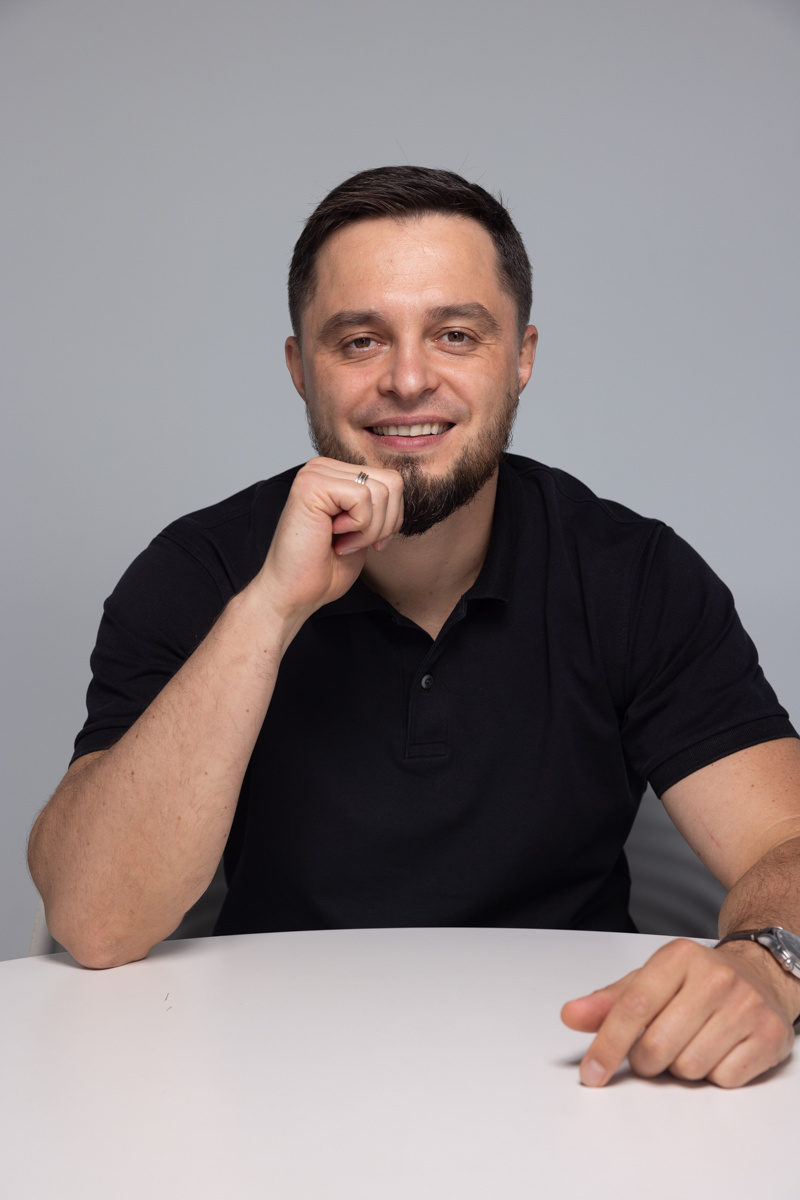 Фотография взята с сайта стоматологии Дмитрович Фэмили https://www.dmitrovich.ru/