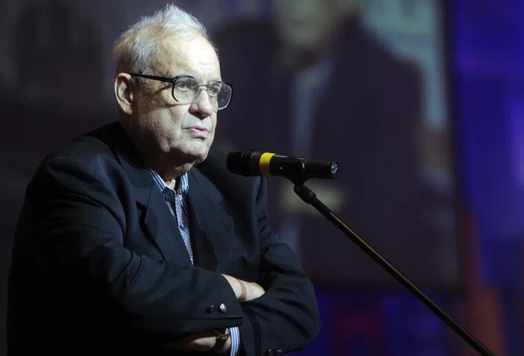 Эльдар Рязанов снял 64 фильма

Фото: Астапкович Владимир