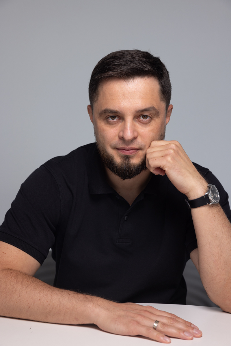 Фотография взята с сайта стоматологии Дмитрович Фэмили https://www.dmitrovich.ru/