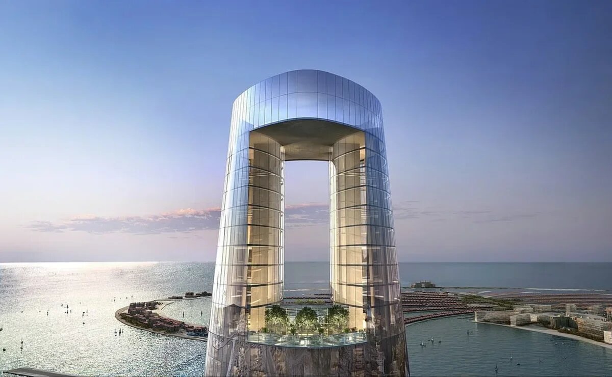    Новый отель в Дубае бьет рекорды. Когда там будет дешевле всего?