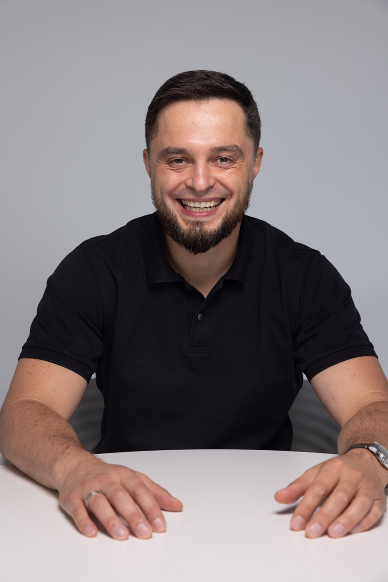 Фотография взята с сайта стоматологии Дмитрович Фэмили https://www.dmitrovich.ru/