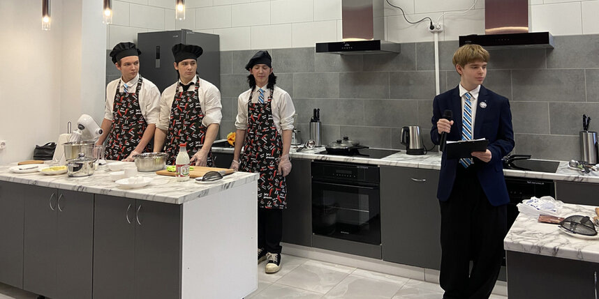    С помощью проекта «Твой бюджет в школах» старшеклассники Фрунзенского района приобщаются к гастрономическим традициям Петербургаgov.spb.ru