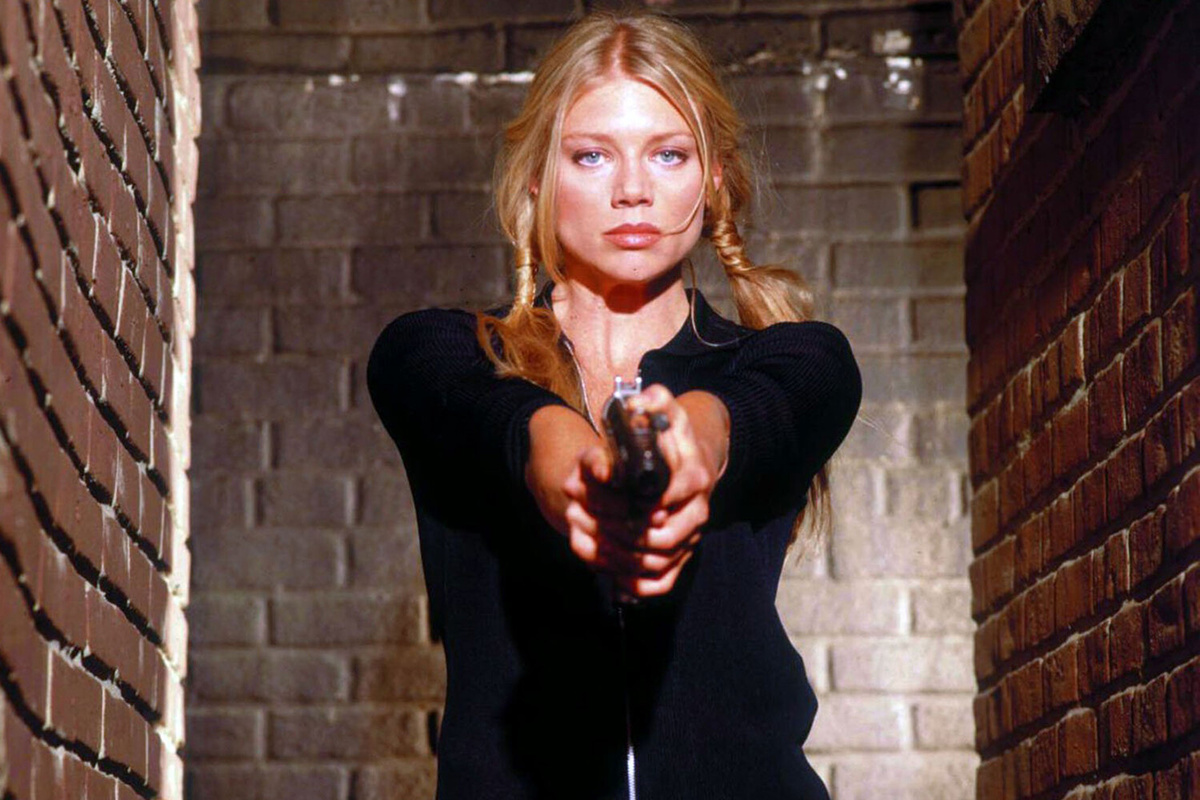 Пита Уилсон в сериале «Ее звали Никита» (1997—2001) ©Fireworks Entertainment 