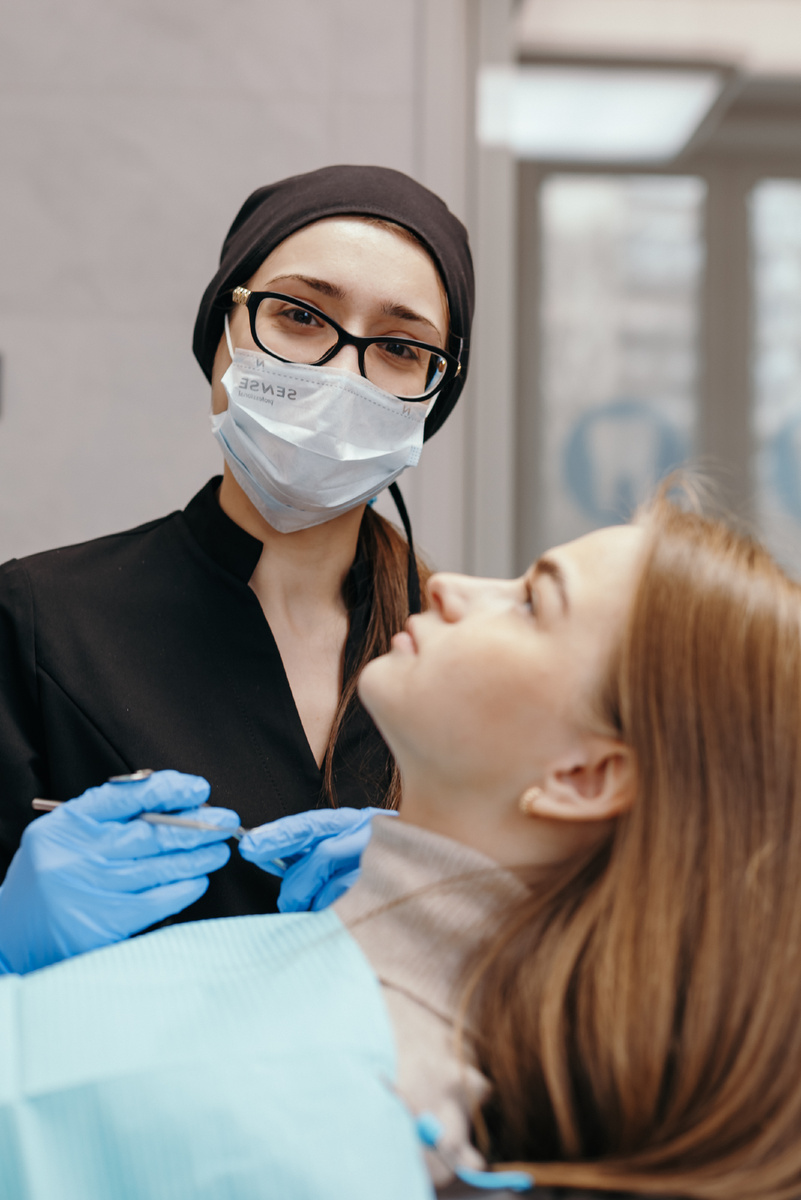 Фотография взята с сайта стоматологии Дмитрович Фэмили https://www.dmitrovich.ru/