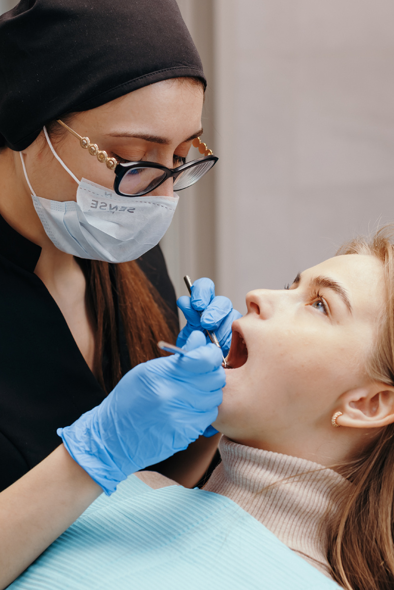 Фотография взята с сайта стоматологии Дмитрович Фэмили https://www.dmitrovich.ru/