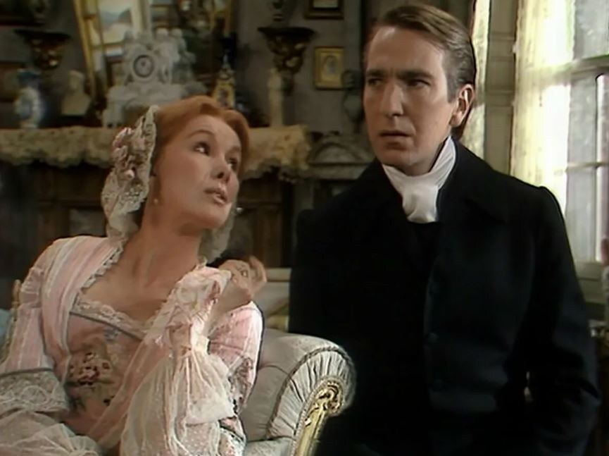 Кадр из этого хорошего сериала. Приношу извинение за качество, не нашла лучше, к сожалению