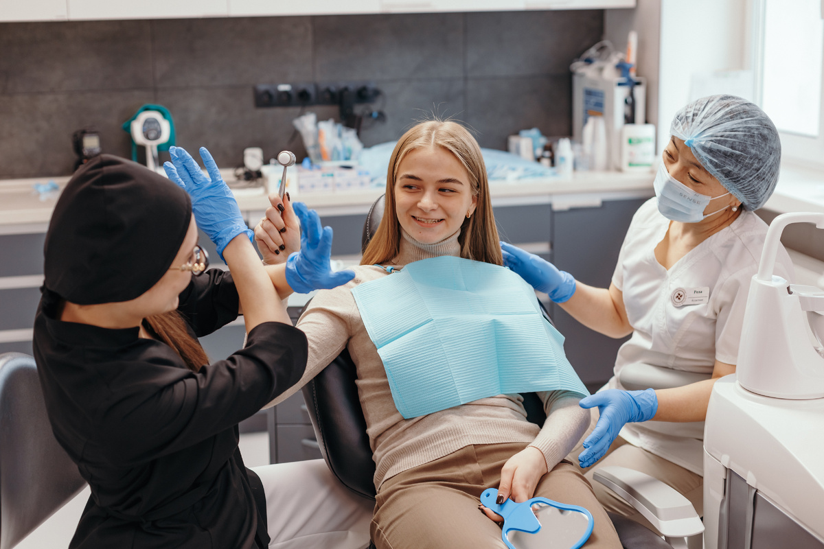 Фотография взята с сайта стоматологии Дмитрович Фэмили https://www.dmitrovich.ru/