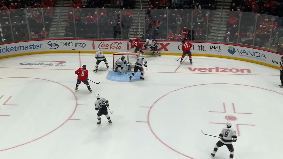   Макмайкл с шайбой.  фото: яндекс.