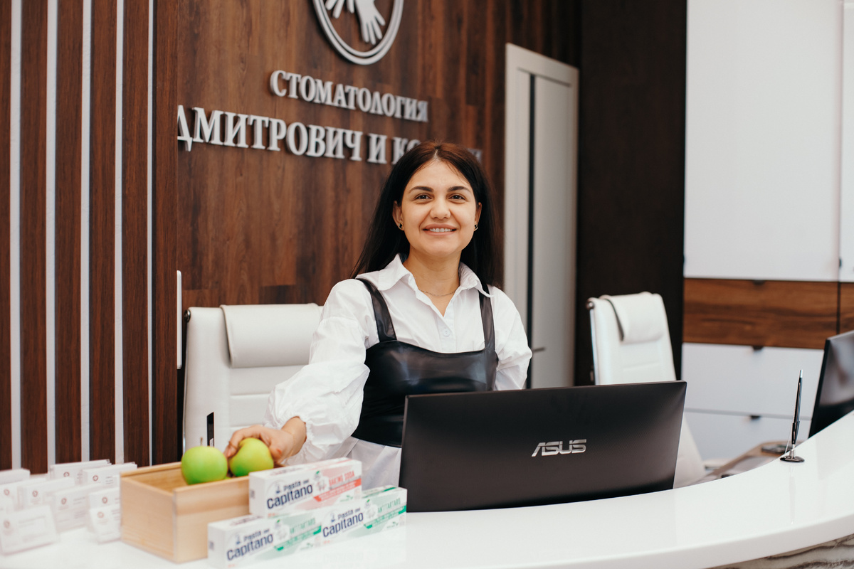 Фотография взята с сайта стоматологии Дмитрович Фэмили https://www.dmitrovich.ru/