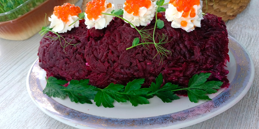 Рулет из сельди под шубой, рецепт который удивит ваших гостей