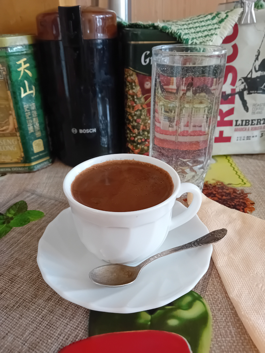 Утренний кофе .