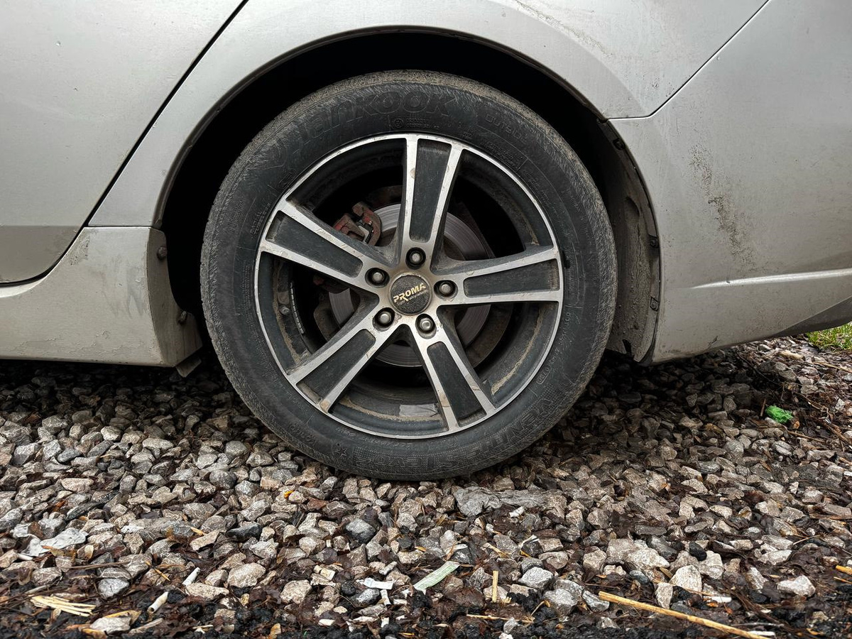 На задней части видно даже отчётливее