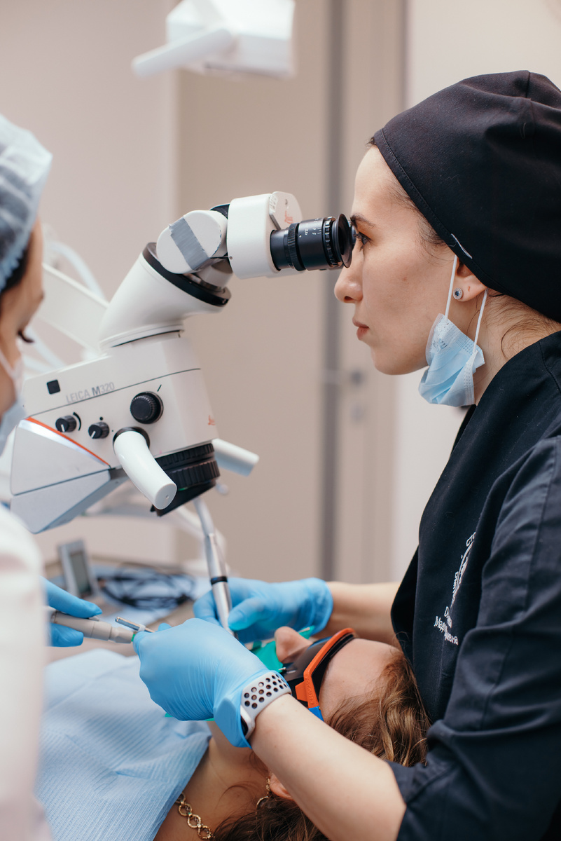 Фотография взята с сайта стоматологии Дмитрович Фэмили https://www.dmitrovich.ru/