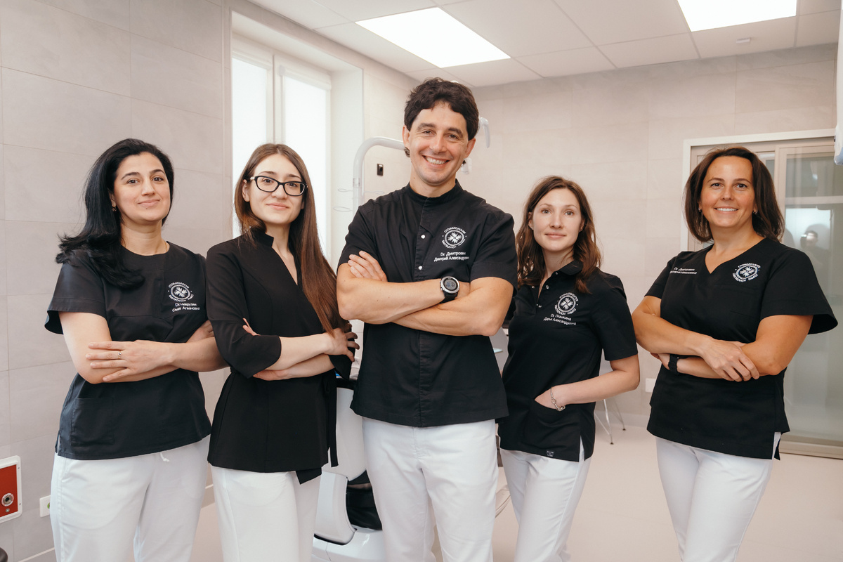 Фотография взята с сайта стоматологии Дмитрович Фэмили https://www.dmitrovich.ru/