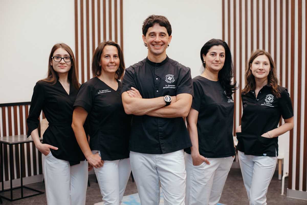 Фотография взята с сайта стоматологии Дмитрович Фэмили https://www.dmitrovich.ru/