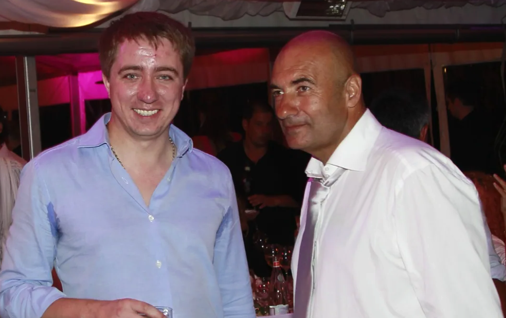 на фото Игорь Крутой с сыном Николаем 