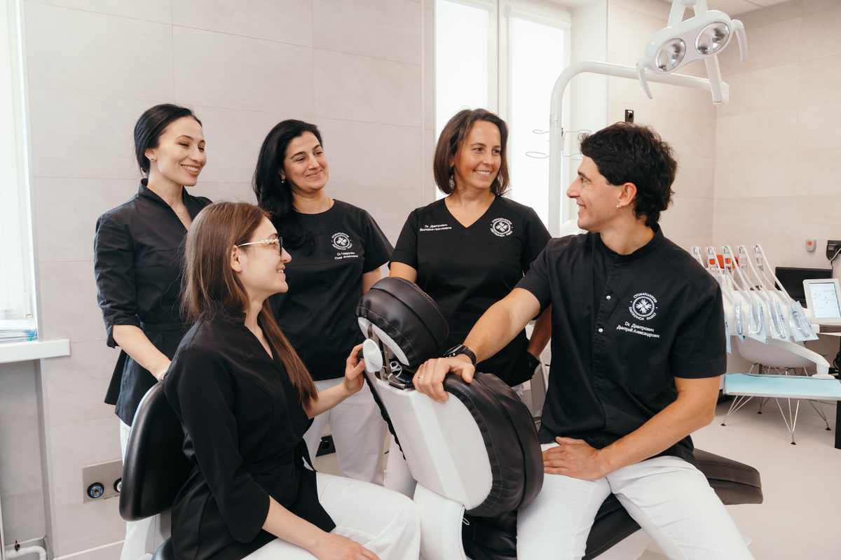 Фотография взята с сайта стоматологии Дмитрович Фэмили https://www.dmitrovich.ru/