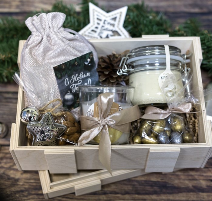 Новогодний подарочный бокс «Белое золото»