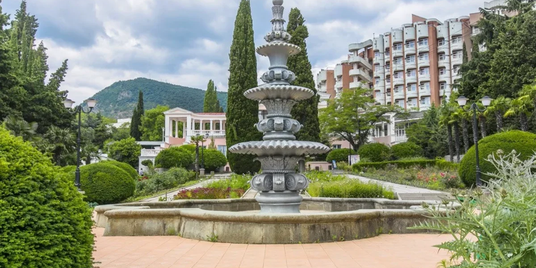 Санаторно-курортное лечение в Крыму: что реально работает, а на что не стоит тратиться