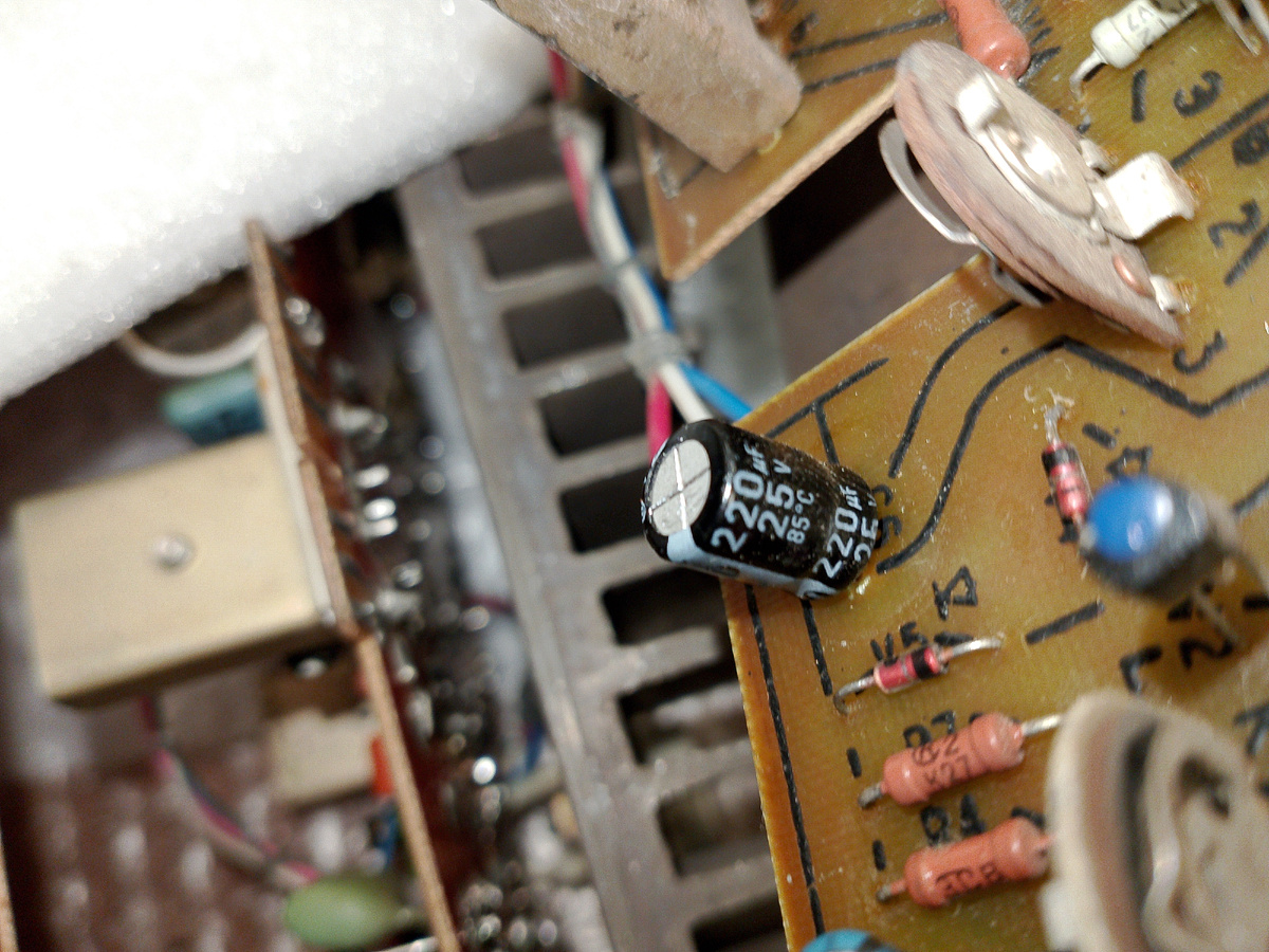 Ничем не примечательный конденсатор