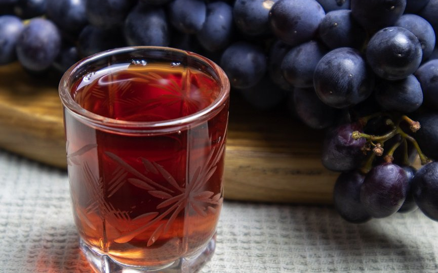 Домашняя виноградная настойка: секреты насыщенного вкуса и нежного аромата