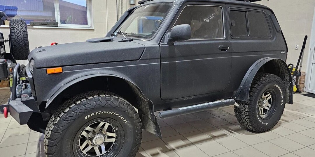 В продаже появился гибрид «Нивы», «Ниссана» и «Тойоты»