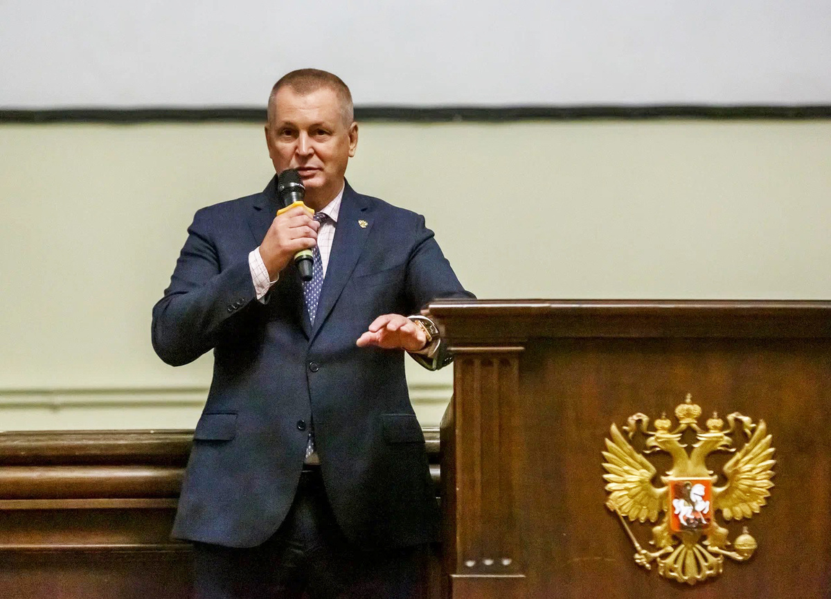 С.В. Курасов ректор РГХПУ им. С.Г. Строганова