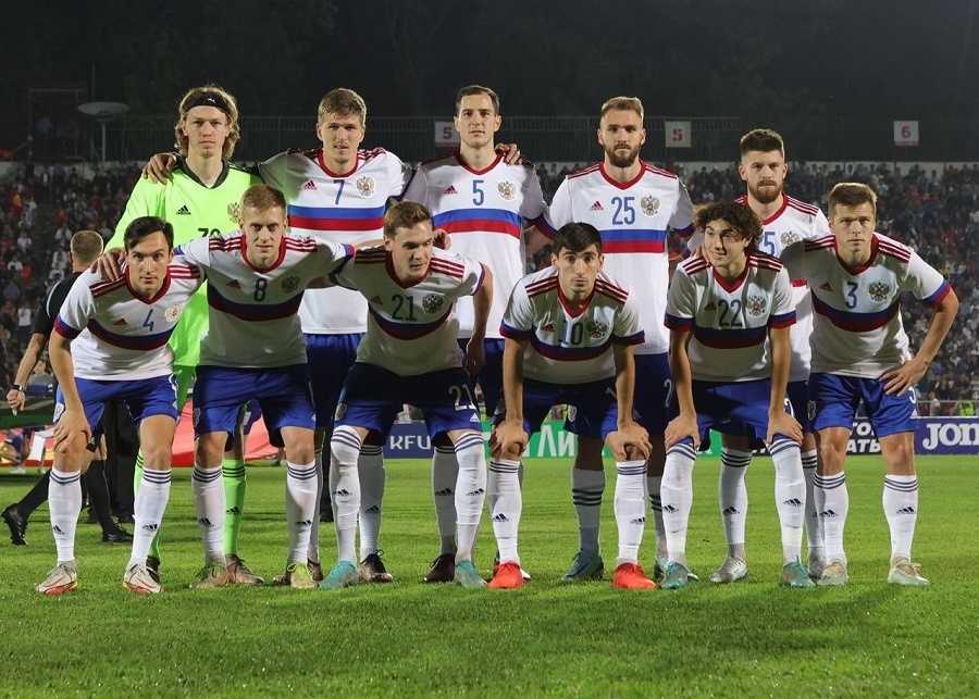 24 сентября 2022 г. Киргизия - Россия - 1:2

Матвей Сафонов, Александр Соболев, Максим Осипенко, Сергей Бородин, Данила Глебов,
Вячеслав Караваев, Даниил Фомин, Роман Ежов, Зелимхан Бакаев, Александр Коваленко, Данила Круговой

Фото с сайта rfs.ru