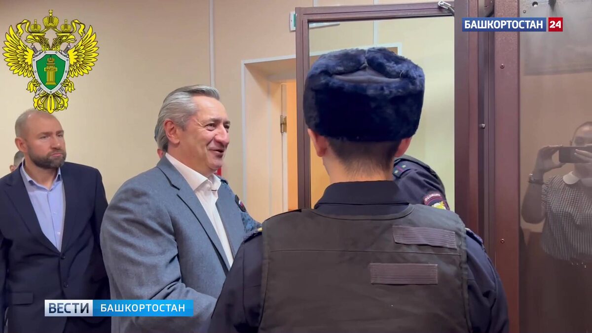    Гособвинение запросило 14 лет колонии и.о. вице-премьера Башкортостана Алану Марзаеву