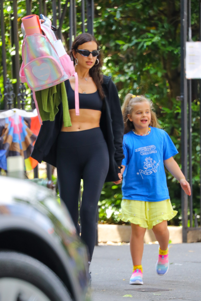 Ирина Шейк с дочкой Леей