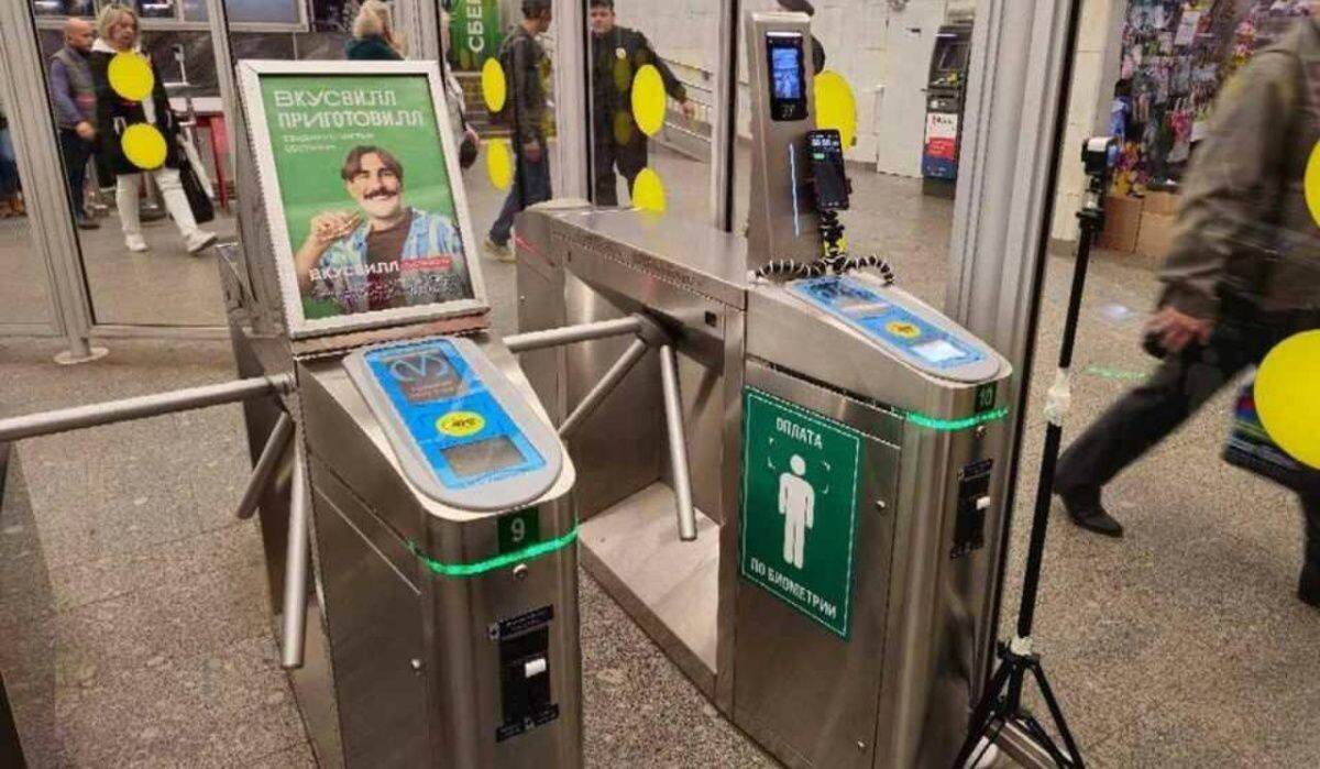     Оплата в метро. Источник: spb.kp.ru Автор фото: Пресс-служба комитета по транспорту СПб