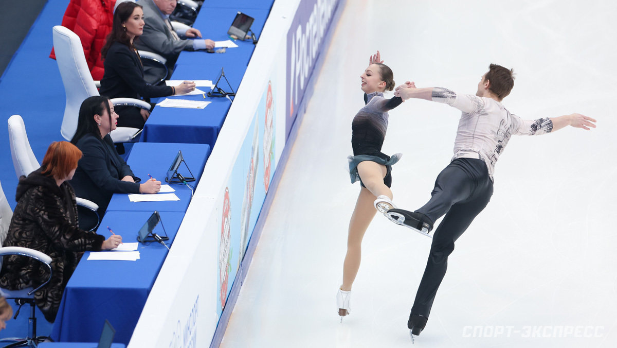 Судейство в фигурном катании