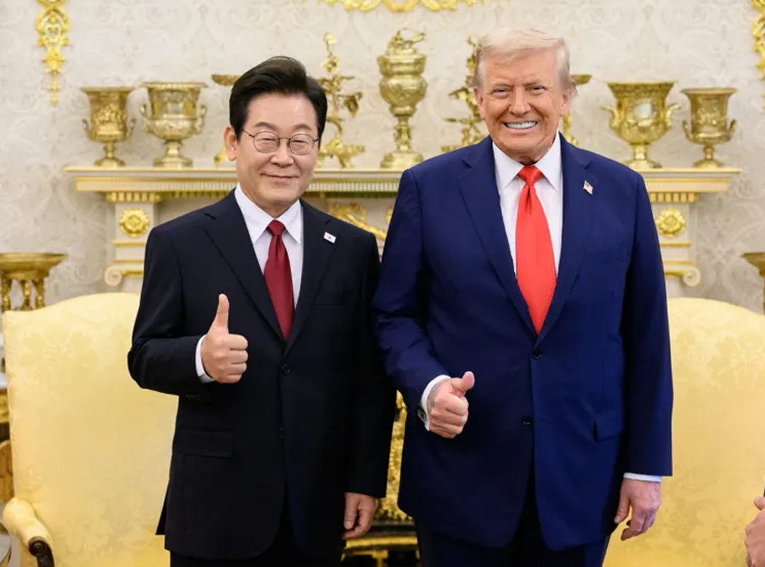 used image: President Donald Trump hosts a bilateral meeting with President Lee Jae-myung // Internet