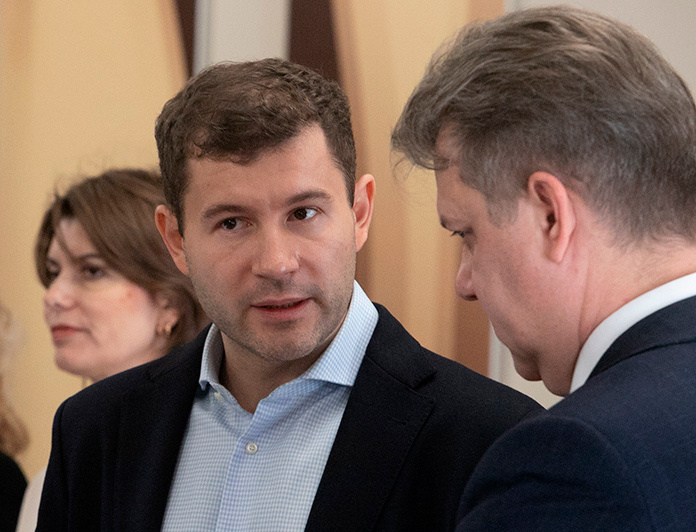    Сергей Кальченко сообщил о сроках отсрочки повышения имущественных налогов. Фото: Михаил Периков