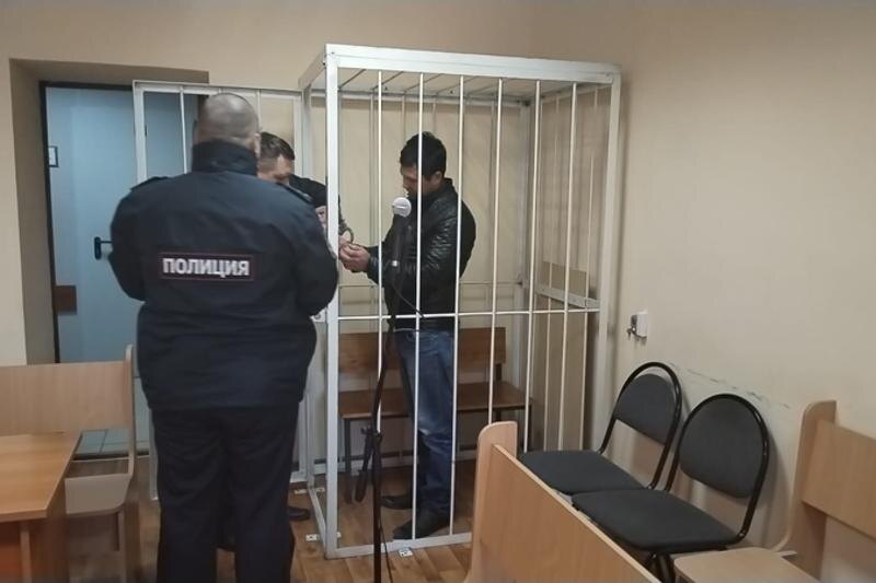    Бузулукский районный суд / Задержанный мигрант