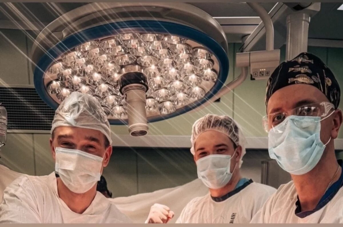    На Кубани хирурги удалил из брюшной полости пациента опухоль весом 13 кг