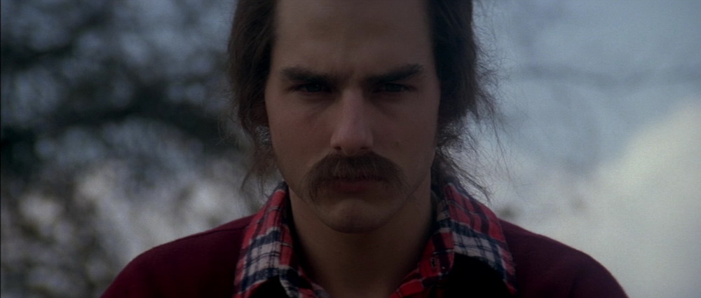 кадр из фильма "Рожденный четвертого июля" (1989)