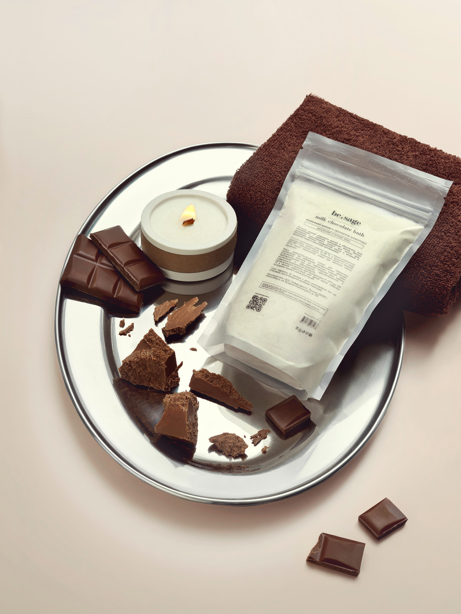 На фото молочнная ванна с ароматом шоколада