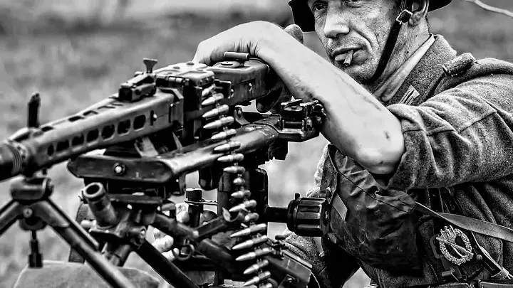 Лучше три раза прыгнуть на Крит без парашюта, чем воевать здесь: элиту рейха перемололи как обычную пехоту